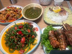 -傣家寨花园主题餐厅