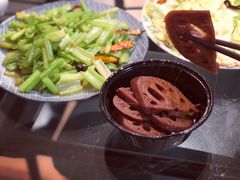 金牌卤莲藕-汪爹爹武汉牛三鲜(朝外大街店)