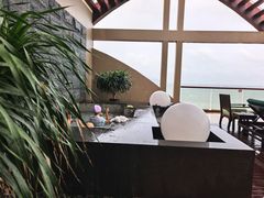 -三亚湾海居铂尔曼度假酒店