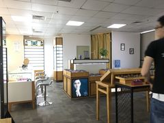 -LOGO眼镜·蔡司品牌折扣店(龙华清湖店)