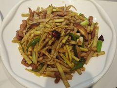 -美味故事特色餐厅(汉阳郭茨口店)