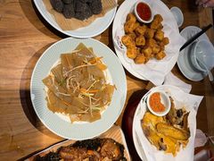 -头上红煨盐鸡·非遗院子餐厅