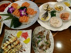 -青瓦餐厅·生鱼片·韩园烤肉(西塔店)