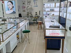 -三叶眼镜城·好视力眼镜店