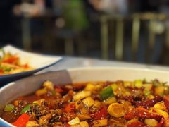 拜格里格辣子鸡-欧提汗·新疆餐厅·清真(银都路店)