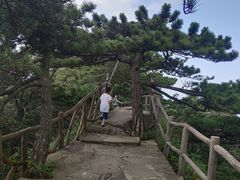 -罗田薄刀峰风景区