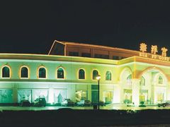 酒店外部夜景-陕西华浮宫酒店(未央湖公园店)