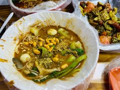 -二钢串叔麻辣烫(华龙大厦店)