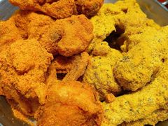 -BHC炸鸡(明洞总店)