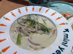 -鸿通城购物中心