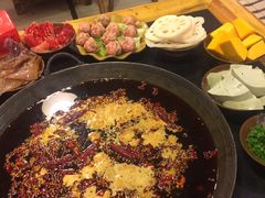 -利姐牧牛匠老火锅(兰花店)