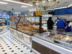 -85度C(生甜甜圈研究工坊·上海平凉店)