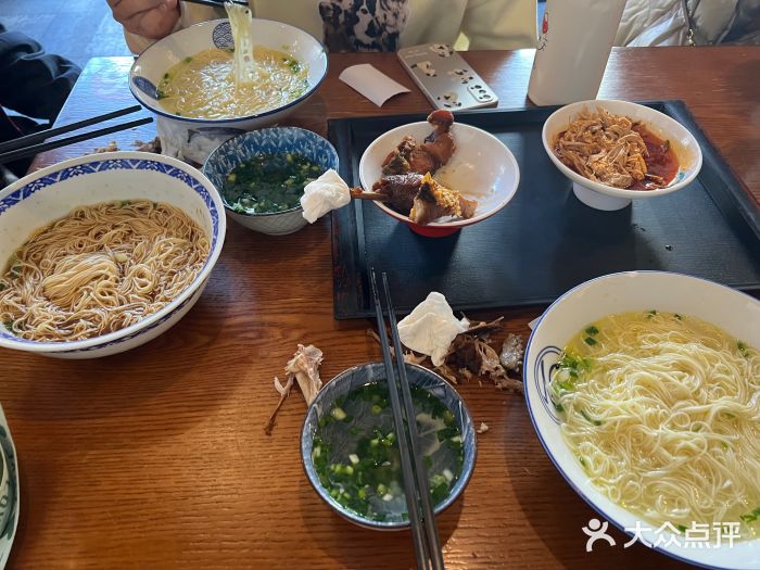 新万鑫银丝面·非遗无锡味(惠山古镇店)鸡汤银丝面图片