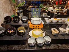 自助调料区-美食汇·海鲜自助西餐厅·江门富力万达嘉华酒店