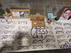 -Trend1881视光·蔡司视觉(领展广场店)
