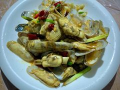 姜葱炒花蛤-阿杰臻选海鲜饭店(普陀山店)