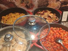 -广州万富希尔顿酒店·感趣自助餐厅·金秋蟹宴生蚝海鲜刺身烧烤