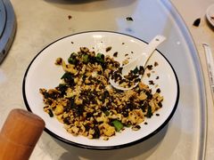 -莲餐厅·湖北菜·潜江小龙虾店(愚园路店)