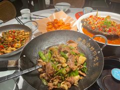 -费大厨辣椒炒肉(高铁吾悦广场店)