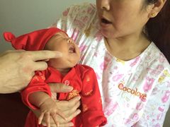 -爱的果实月嫂育婴师(世纪东方店)