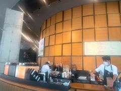 -星巴克臻选(惠州华贸天地1楼店)