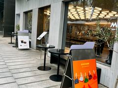 -M Stand(南京紫峰大厦店)