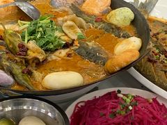 -丹水桥地锅鱼·翘嘴鲌·地方特色全鱼宴(丹江口大坝店)