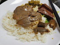 -乌文新澄海卤鹅店