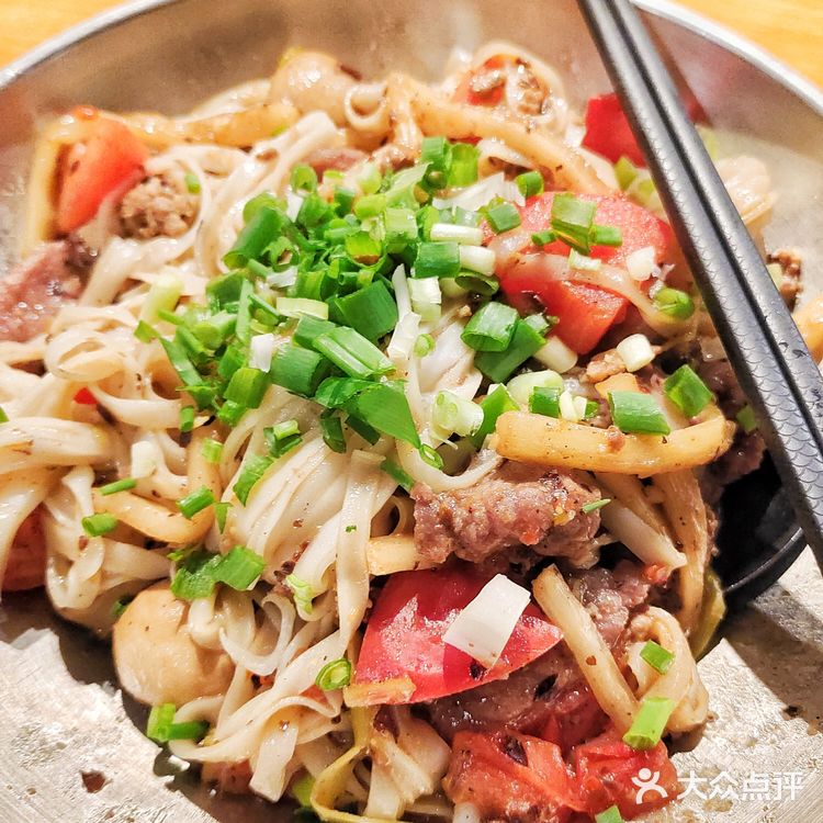 体育西！这家老友粉！我一周吃四次！！🤤