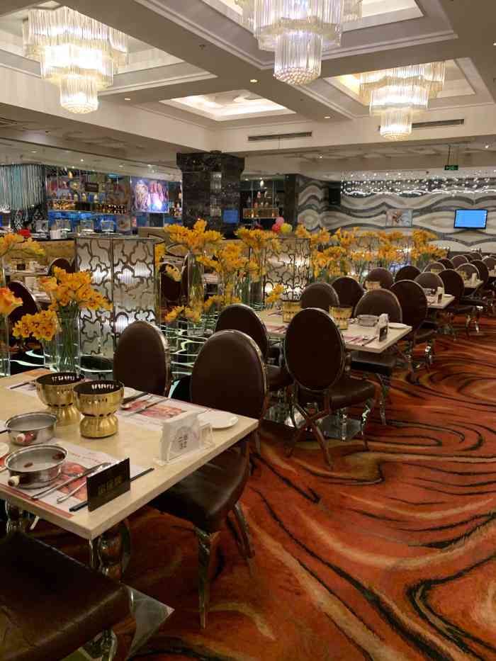 芭菲盛宴解放碑英利国际店