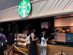 -星巴克(南京南站北夹层店)
