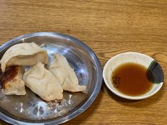 -黄阿姨锅贴大王(万航渡路店)