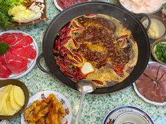 -鸿姐老火锅(静安店)