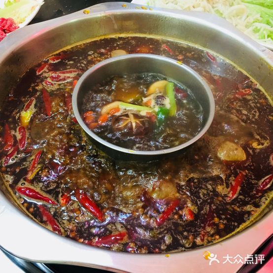 巴蜀老味火锅(宁陕县商贸步行街店)