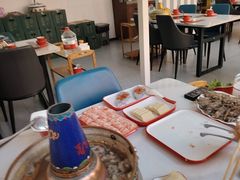 -毛辣果·贵州红酸汤牛肉火锅(西单店)