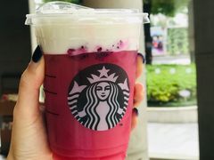 火龙果番石榴茶云乌龙-星巴克臻选(上海中环广场2F店)