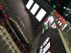 -资和信百货商场