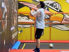 -爱蹦iBOON蹦床运动馆(江汉店)