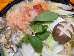 日式什锦火锅-鲁山人日本料理·放题·套餐(松卫北路店)