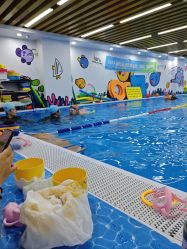 -熊小米专业儿童游泳馆