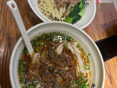 -湘人龙记老长沙米粉(鸟巢店)