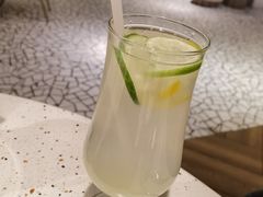 -必胜客(海滨店)
