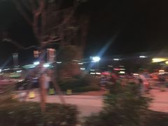 -东港湾大酒店-停车场