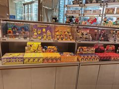 -泡泡玛特POPMART(黄岛新城吾悦店)