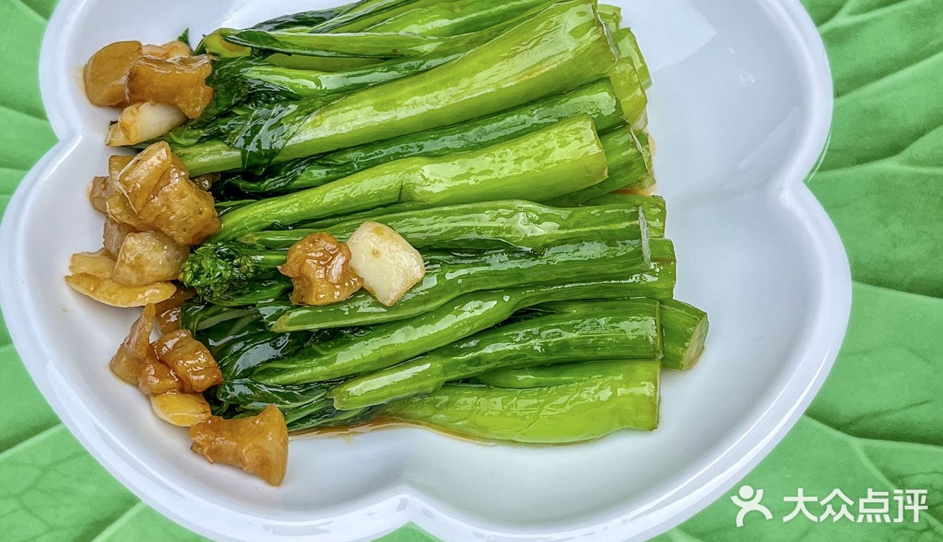 藏在西湖边的中式餐厅！！年味十足！