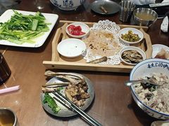 -老兰家传统烧烤炒菜泡馍(小南门店)