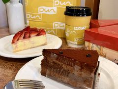 草莓奶酪蛋糕-凯宾美食廊Kempi Deli·凯宾斯基饭店(亮马桥路店)