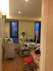 -成都苗方清颜专业祛痘