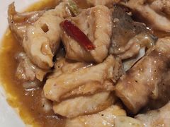 -艳阳天·非遗楚菜(武汉客厅店)