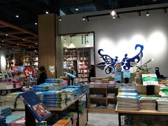 -新华书店(印象城店)